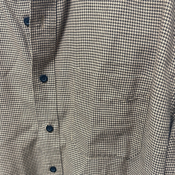 L.L. Bean Men's Brown Button Down Shirt TRADITIONAL FIT Size XL-REG Houndstooth - Picture 4 of 9